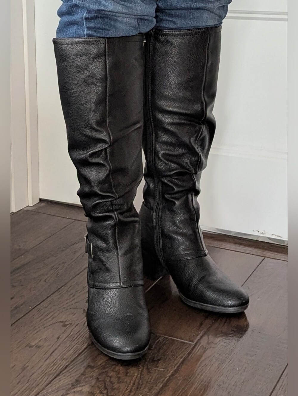 Classic Black Knee-High Women's Boots